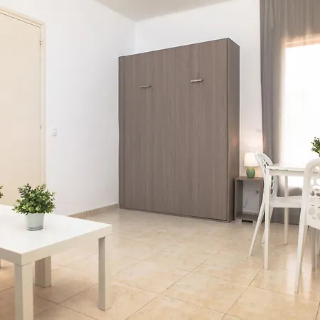 Rvapartaments Benelux Appartement