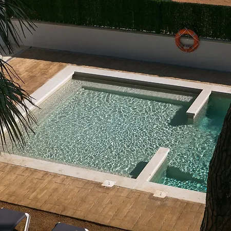 Rvapartaments Benelux * Platja d'Aro (Playa de Aro)